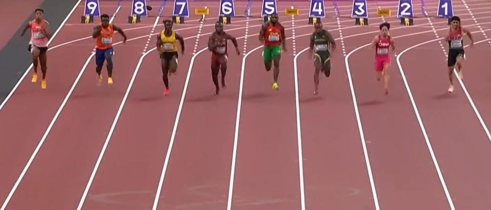 比赛开始之, 震业和邓信, http