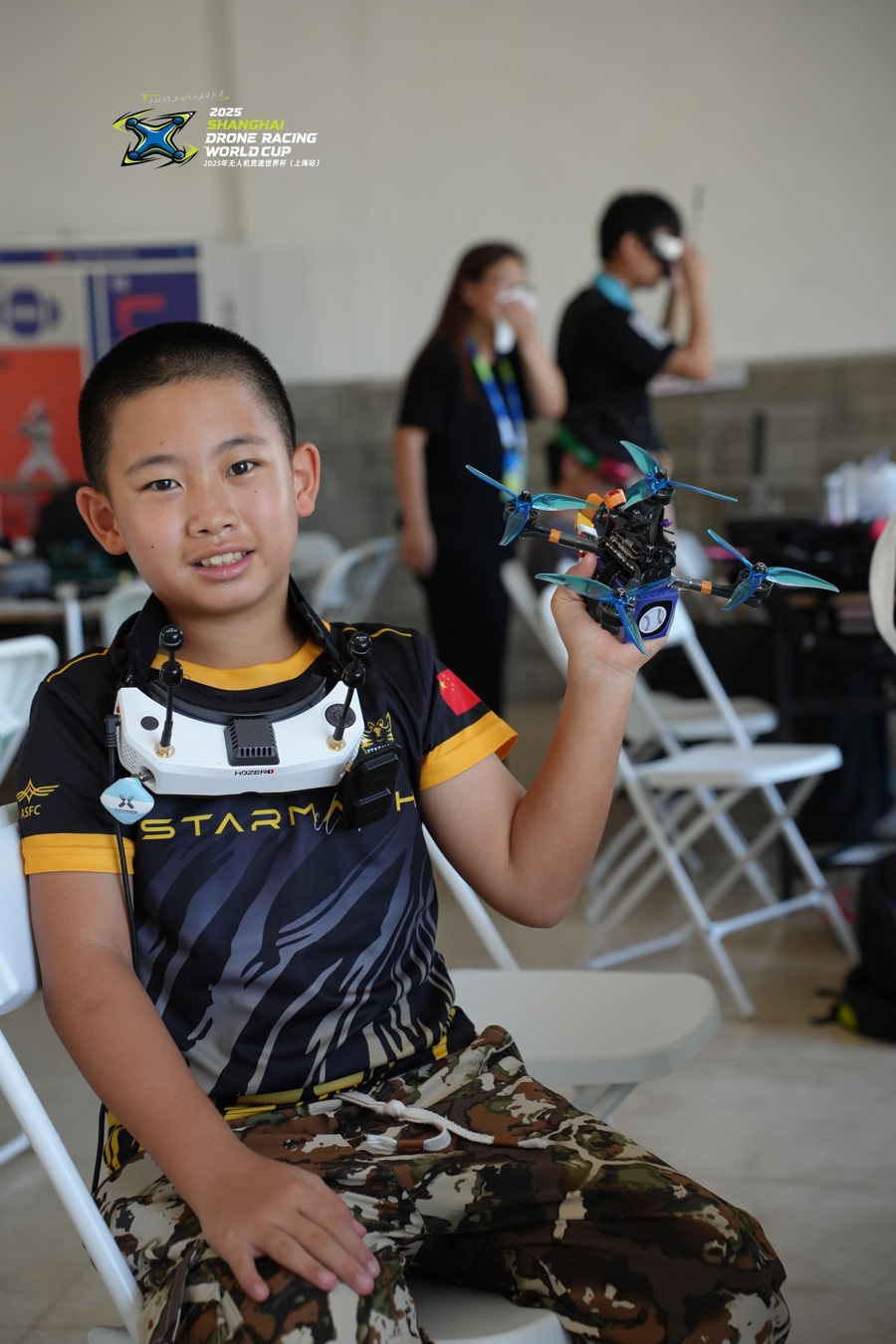 世界杯首登, Drone