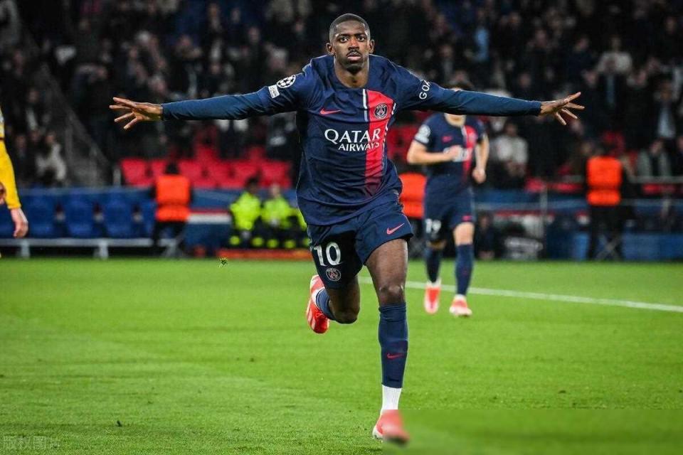 界杯, 首先来看硬, 层面